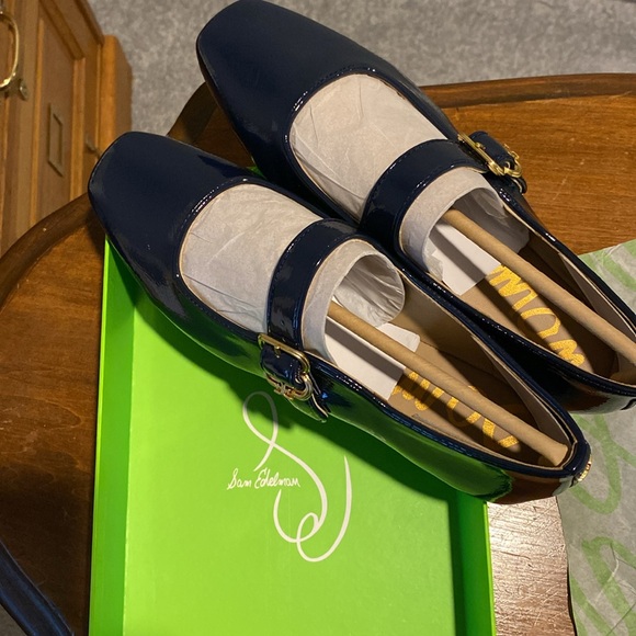 Brand new in box! - Picture 3 of 7